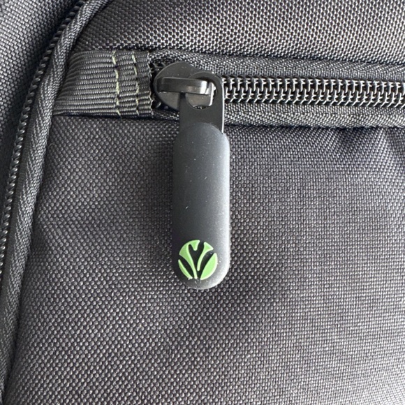 NWT Targus Spruce EcoSmart Checkpoint-Friendly Backpack - Picture 8 of 14